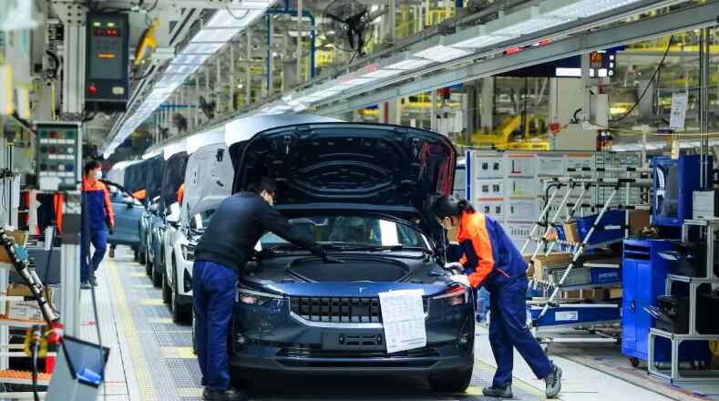 Quelles Marques Automobiles se Battront pour Produire en Algérie dès 2025 ? 🇩🇿🚗