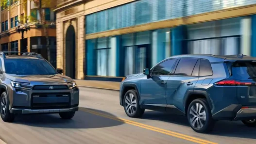 Le Nouveau Toyota RAV4 2026 Déclare la Guerre à Tesla et aux Géants Chinois ! 🇯🇵⚔️🇨🇳🇺🇸