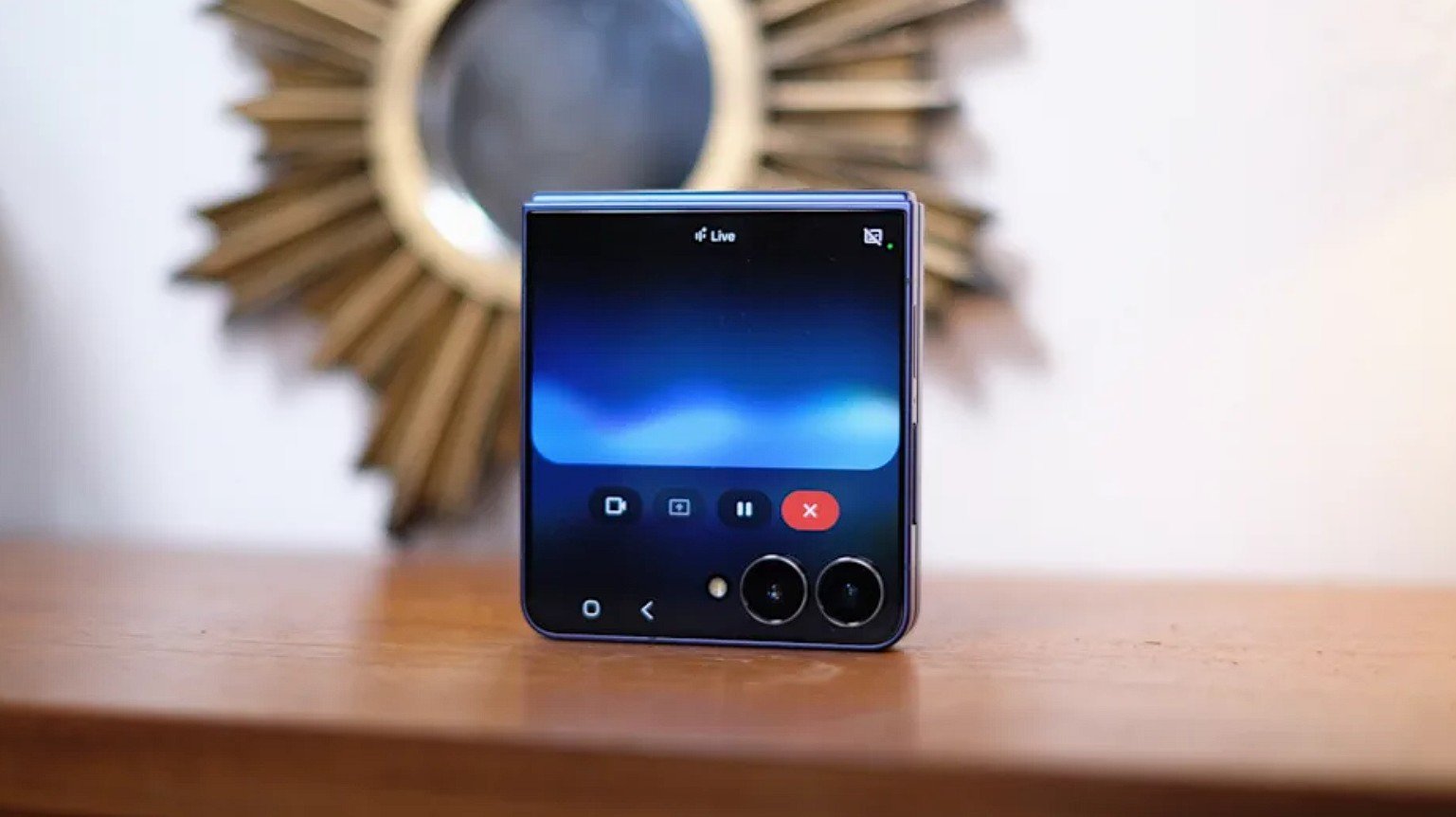 Samsung Galaxy Z Flip 7: un écran plus grand et une batterie améliorée