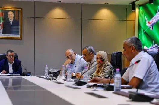 Transport public L'Algérie lance un plan en deux étapes pour renouveler son parc d'autobus