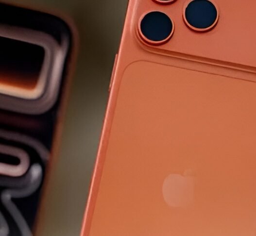 Apple revient au titane pour ses futurs iPhones