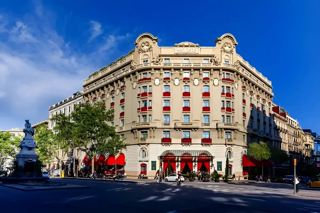 L'Algérie Récupère l'Hôtel Palace de Barcelone, Ancienne Propriété d'Ali Haddad