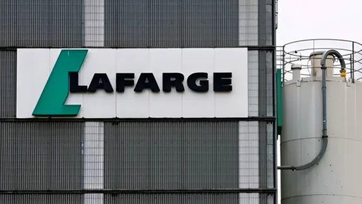 LAFARGE jugée à Paris pour “financement du terrorisme” en Syrie