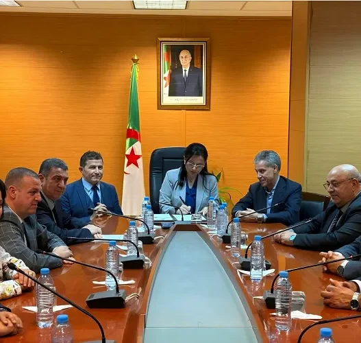 La Ministre du Commerce Installe un Nouveau Chef de Cabinet et Appelle à Redoubler d'Efforts pour la Modernisation du Secteur