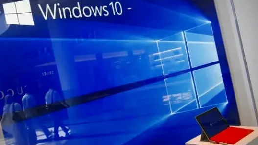 Windows 11 pourquoi la fin de Windows 10 vire à la catastrophe mondiale