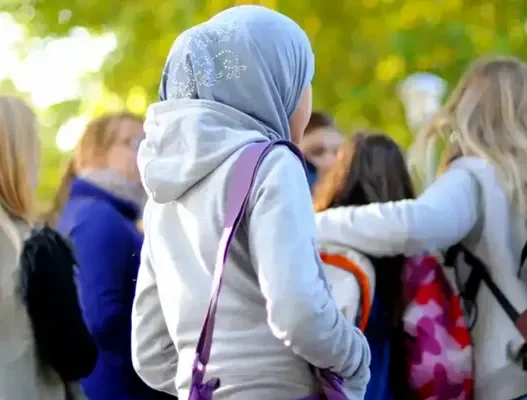 L'Autriche interdit le hijab à l'école pour les moins de 14 ans