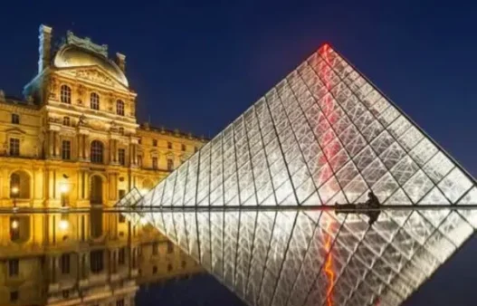 Le musée du Louvre fermé au public en raison d’une grève du personnel