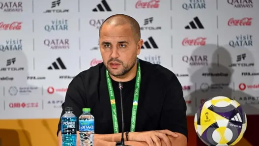 Madjid Bougherra démissionne de son poste d’entraîneur de la sélection nationale locale après l'élimination en Coupe Arabe